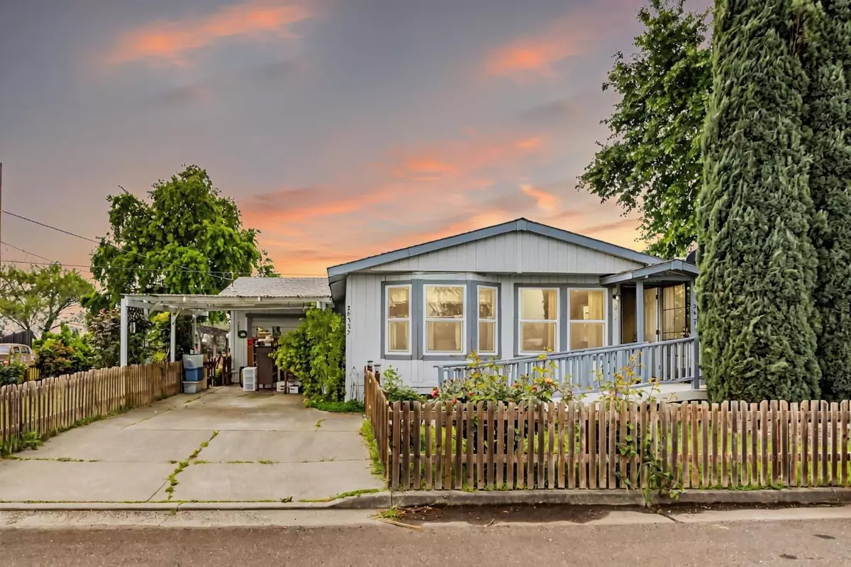 Esparto, CA 95627,26775 Plainfield ST