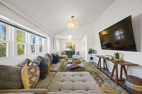 Roseville, CA 95661,805 Trimble WAY