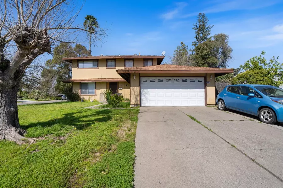 6101 Garden View WAY, Sacramento, CA 95823