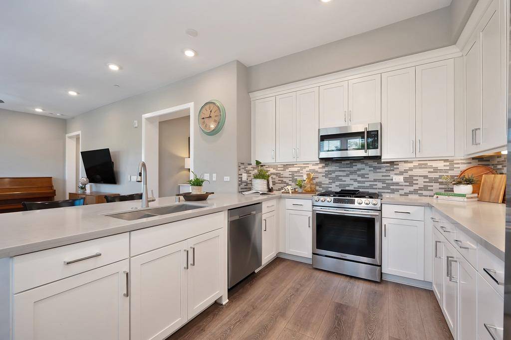 Davis, CA 95616,1000 Berryessa LN #232