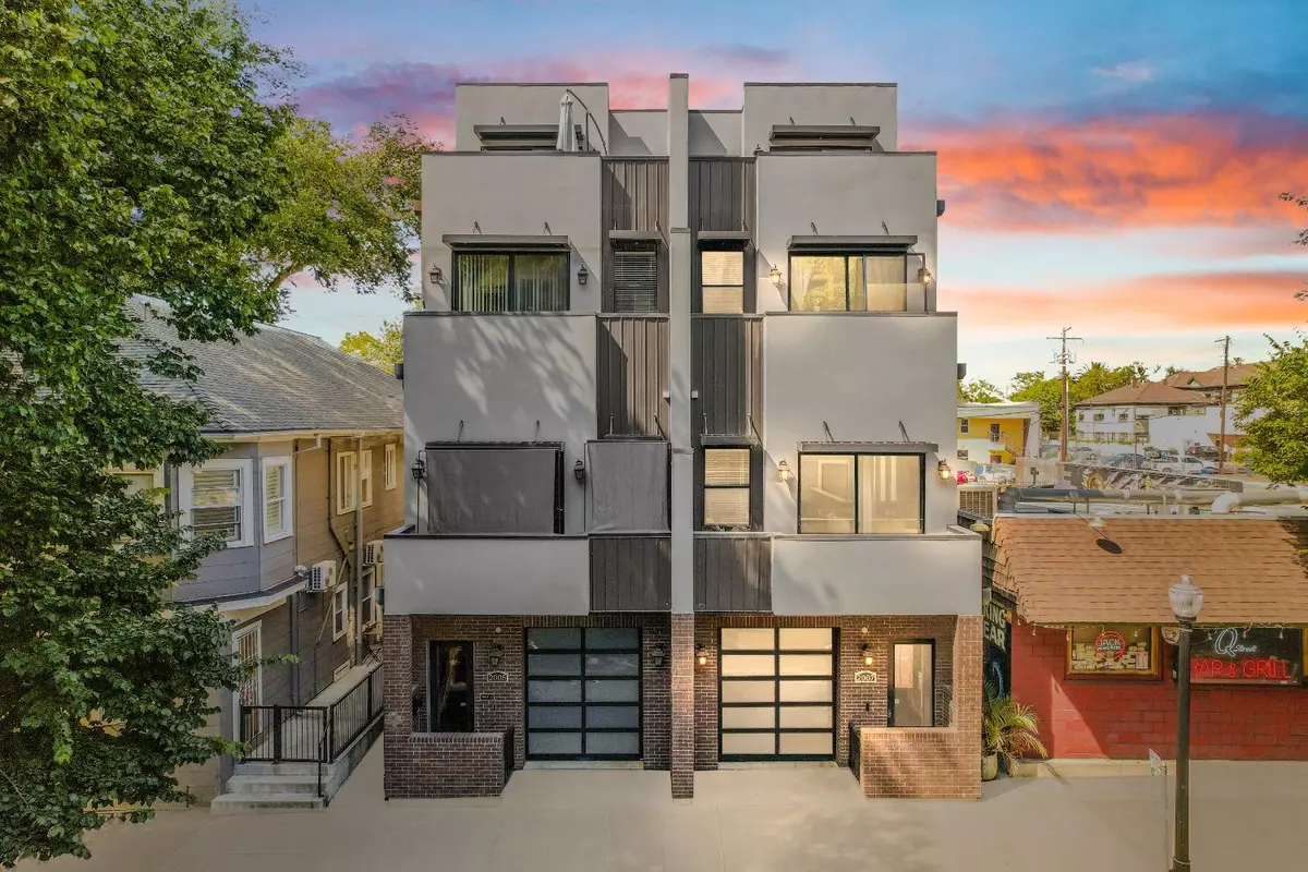 Sacramento, CA 95811,2007 Q ST