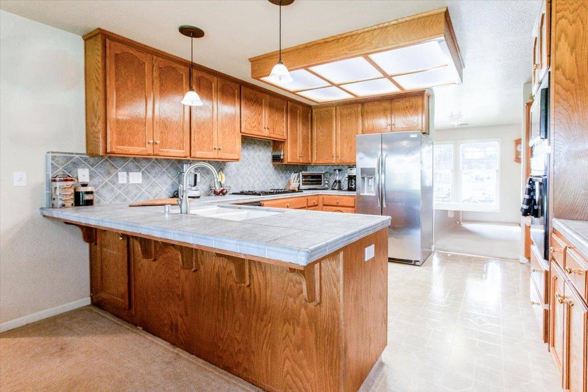 Atwater, CA 95301,2950 Happy Valley CT