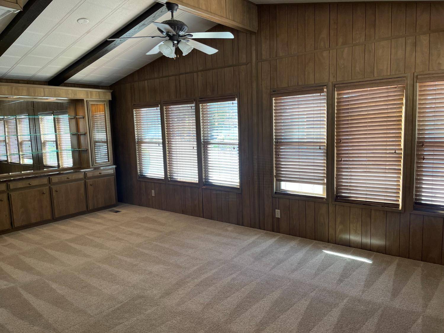Auburn, CA 95602,3765 Grass Valley HWY #258