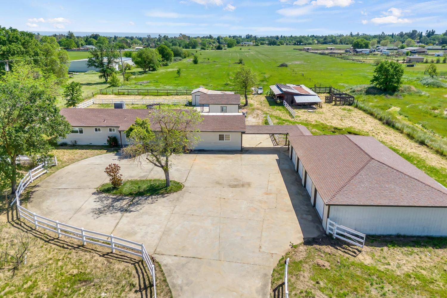 8731 BADER RD, Elk Grove, CA 95624