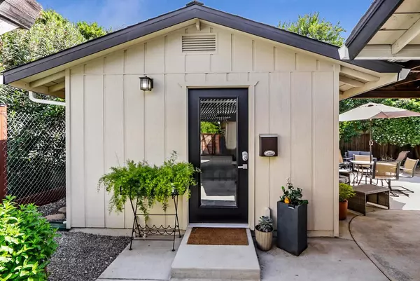 Davis, CA 95618,3304 Monte Vista AVE