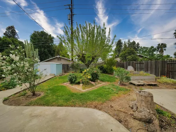 Davis, CA 95616,1611 L ST