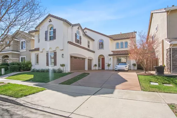 Oakdale, CA 95361,636 S Stetson DR