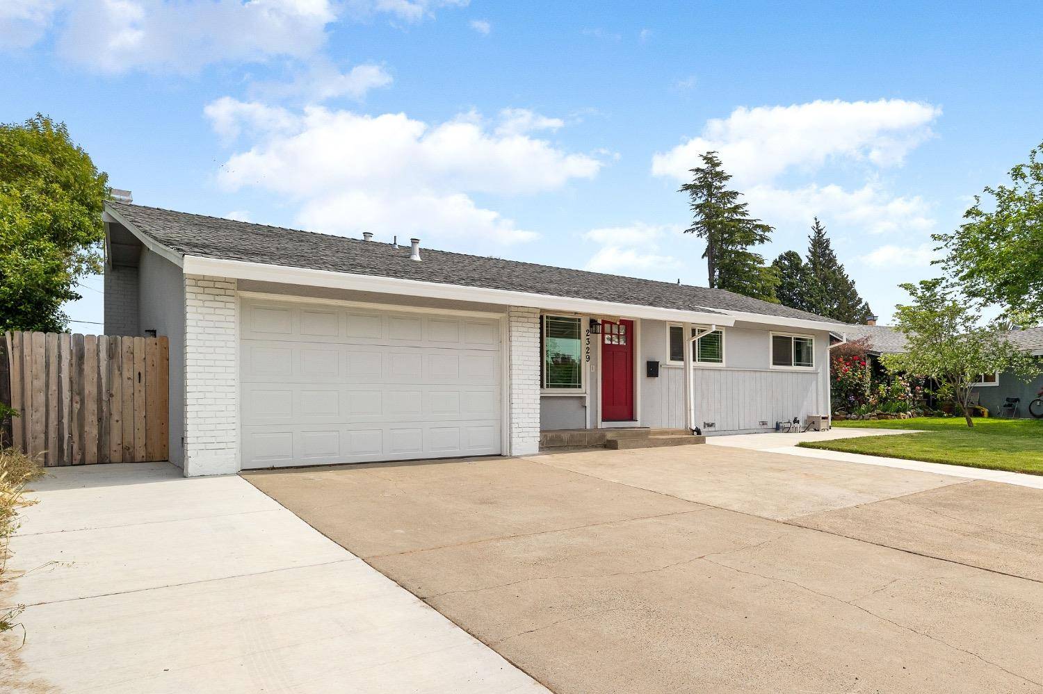 Rancho Cordova, CA 95670,2329 Mcgregor DR