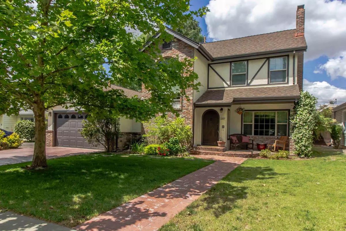 Sacramento, CA 95815,1997 Oxford ST