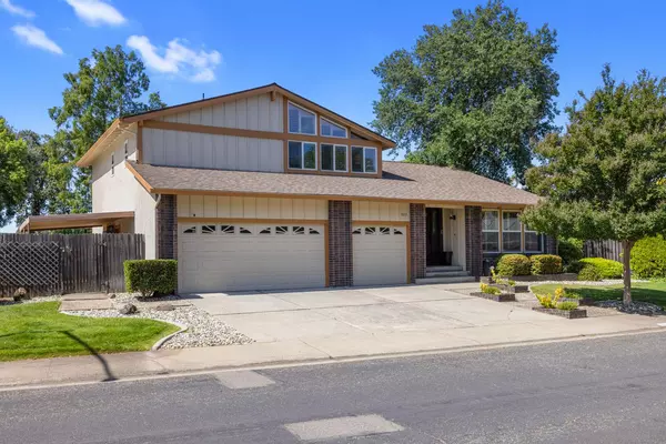 903 Cottonwood DR, Roseville, CA 95661