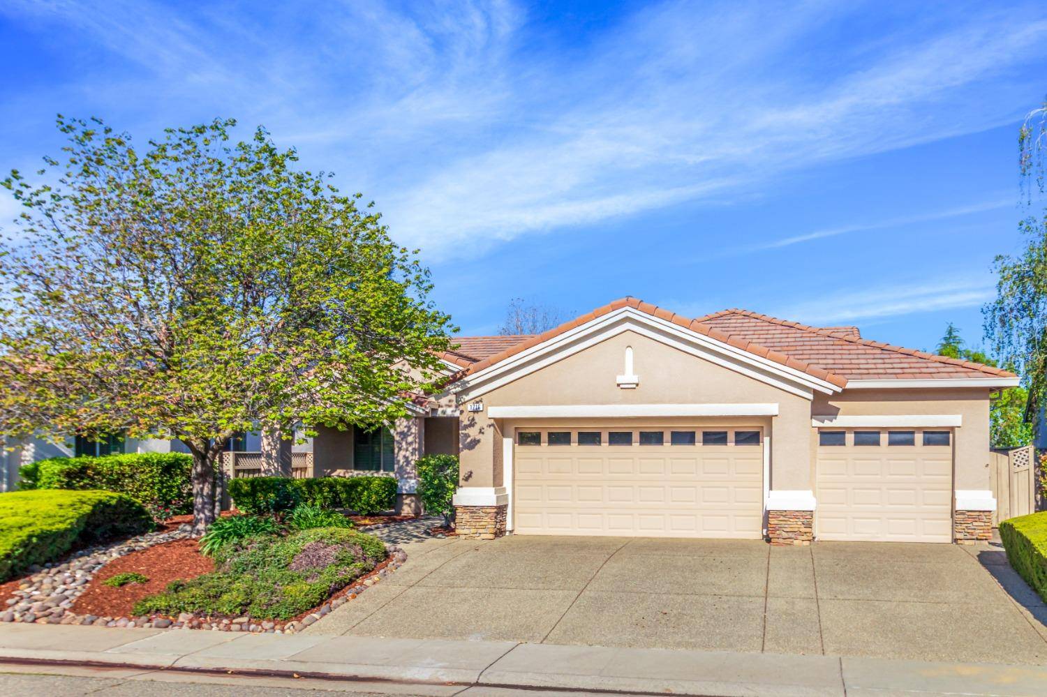 1716 Glenbrook LN, Lincoln, CA 95648