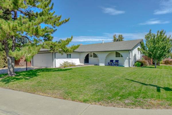 451 Placer PL, Woodland, CA 95695