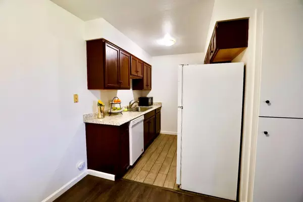 Sacramento, CA 95823,6400 66th AVE #2