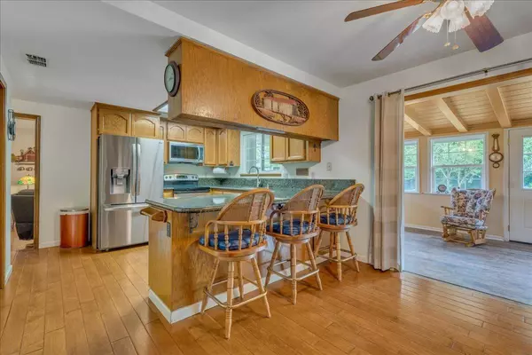 Loomis, CA 95650,3550 S Colvin DR