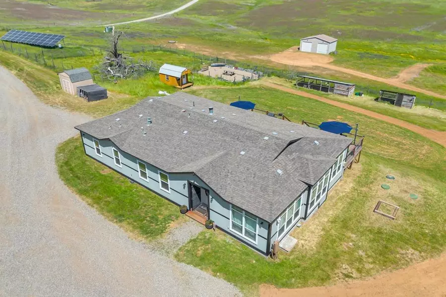4011 Briarwood LN, Wheatland, CA 95692