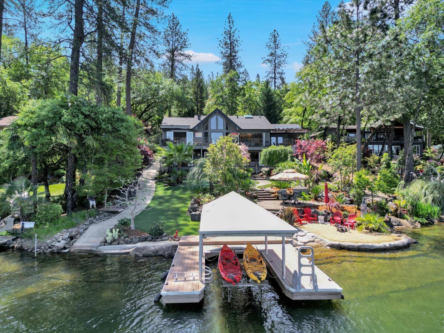 18388 Chaparral DR, Penn Valley, CA 95946
