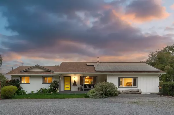 Murphys, CA 95247,6250 Possum TRL