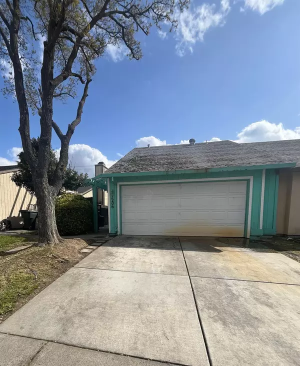 Sacramento, CA 95828,7206 Willowwest CT