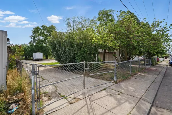 Stockton, CA 95205,814 S Shasta AVE