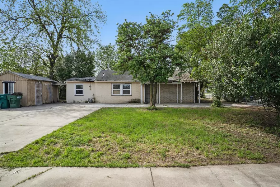 814 S Shasta AVE, Stockton, CA 95205