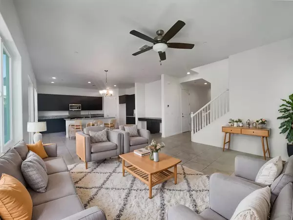 Sacramento, CA 95834,4361 Echo Lake WAY