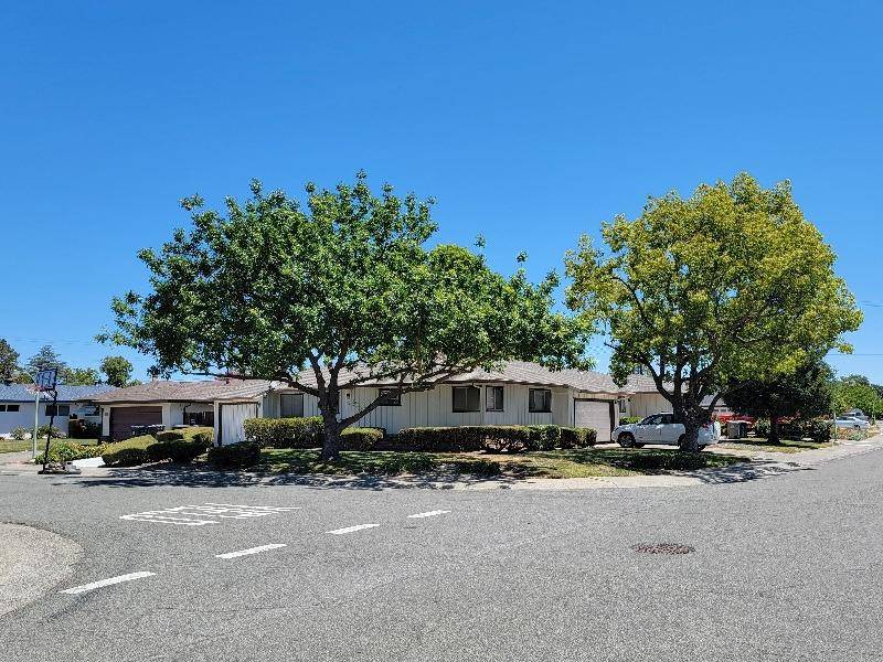 Sacramento, CA 95831,1261 Silver Ridge WAY