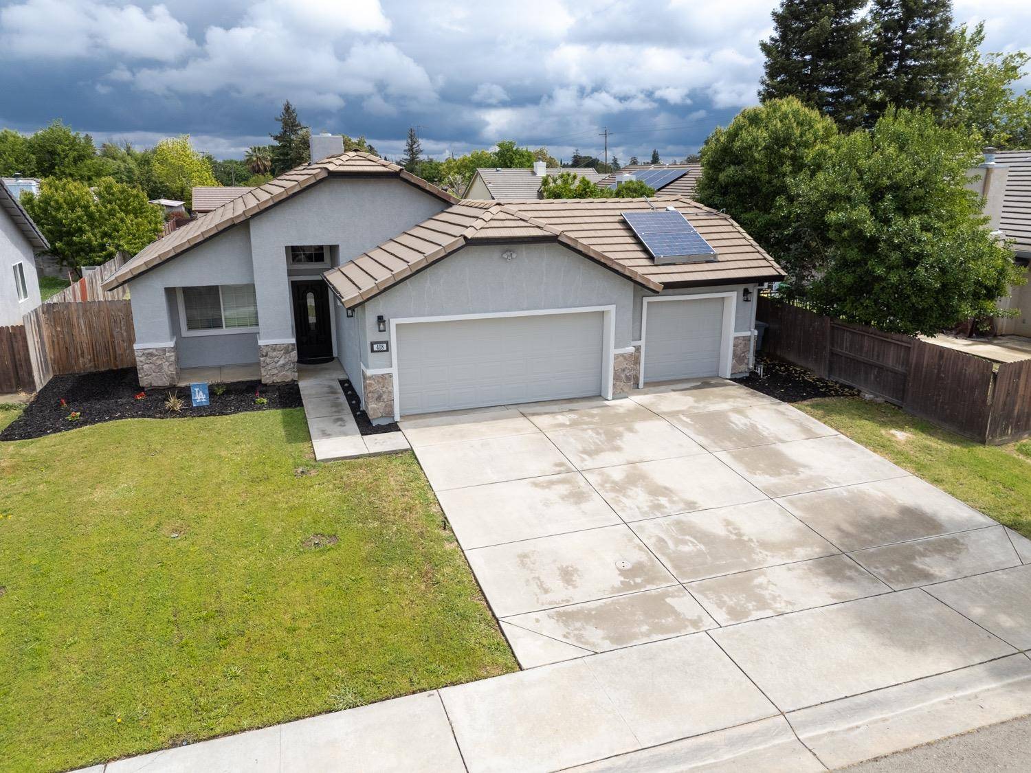 Arbuckle, CA 95912,408 Tacitus ST