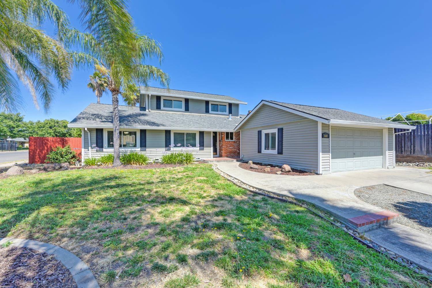 Sacramento, CA 95842,6601 Modesto DR