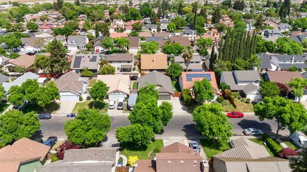 Modesto, CA 95355,2421 Black Walnut Dr