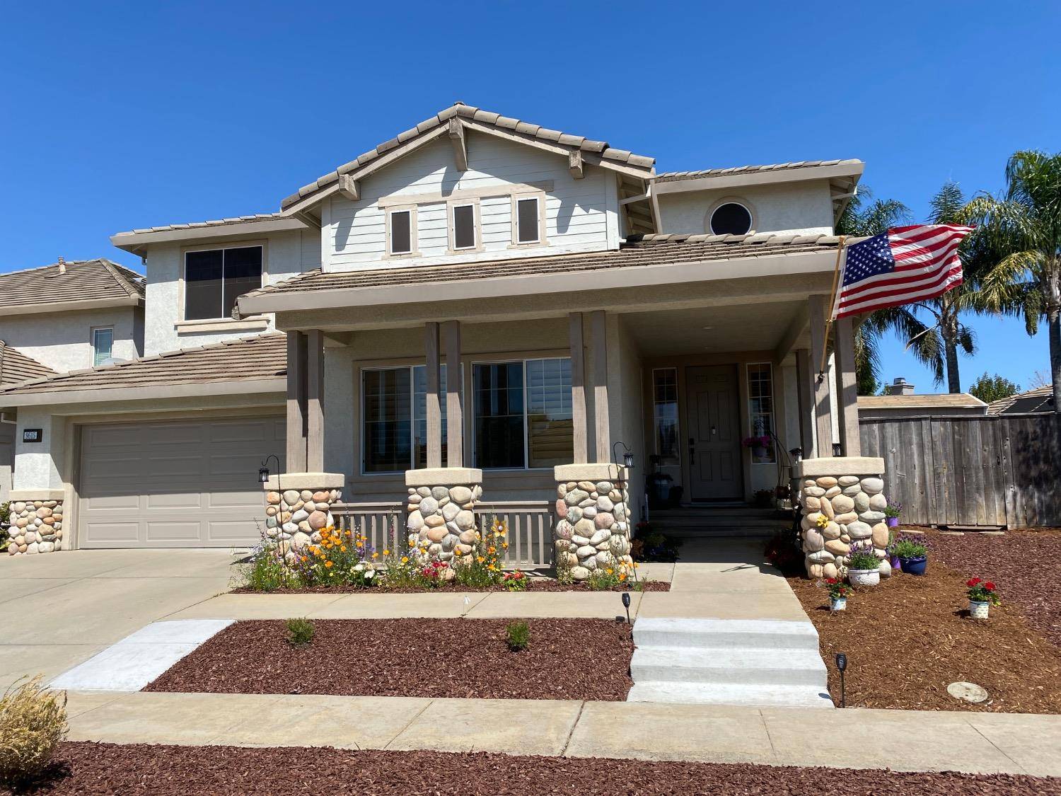 9515 Mainline DR, Elk Grove, CA 95624