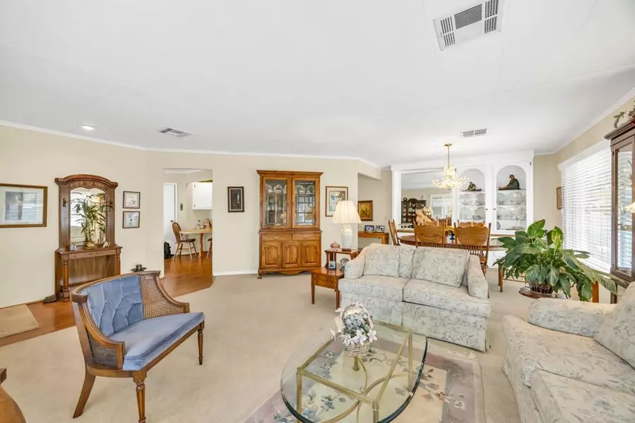231 Northlake DR, Folsom, CA 95630