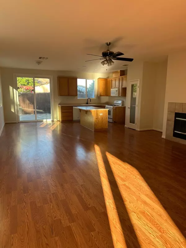 Stockton, CA 95206,3842 Holdrege