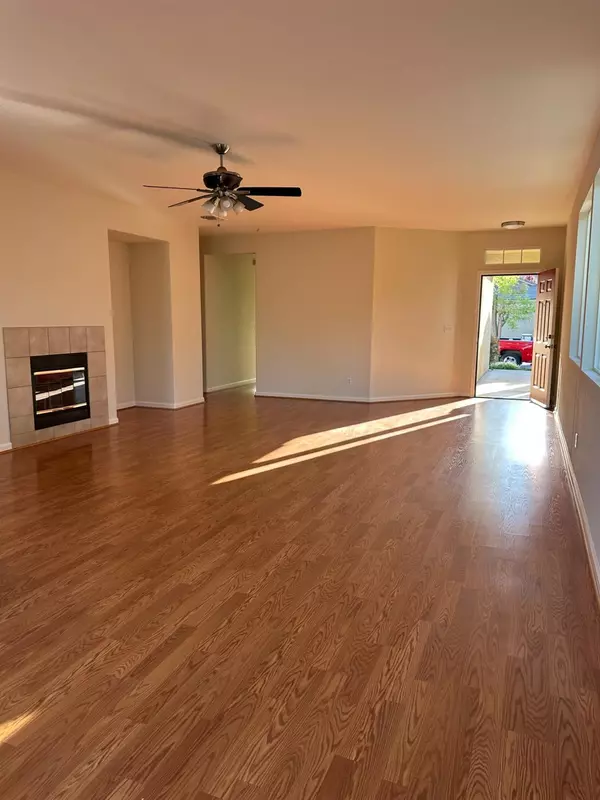 Stockton, CA 95206,3842 Holdrege