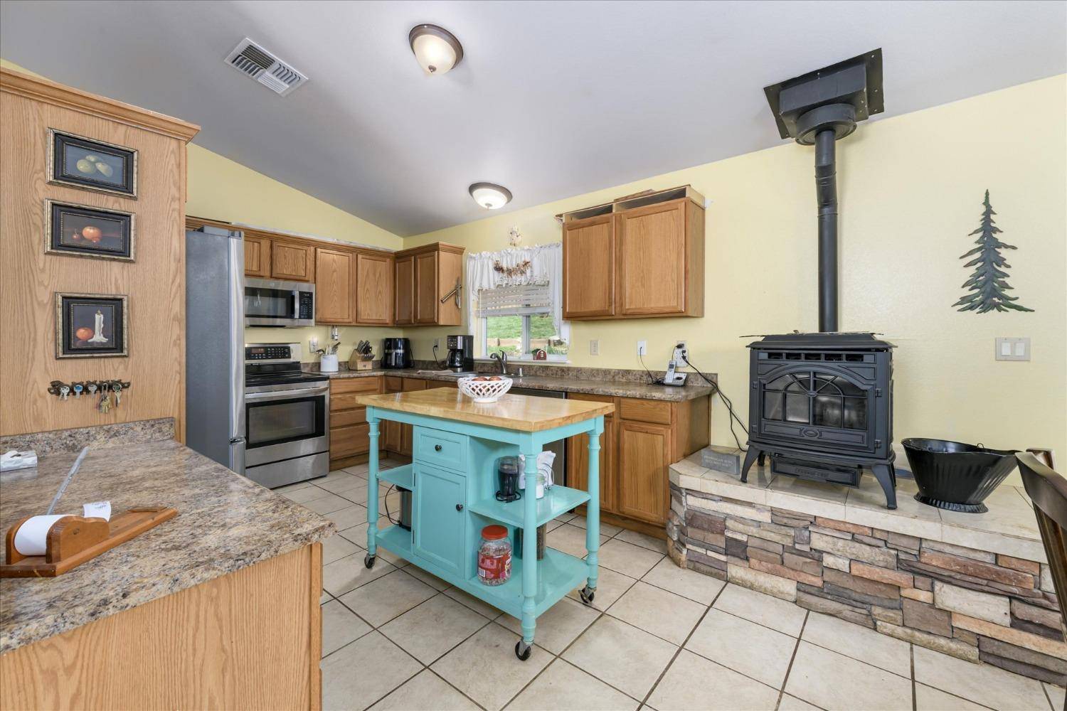 Grizzly Flats, CA 95636,5012 Meadow Glen DR