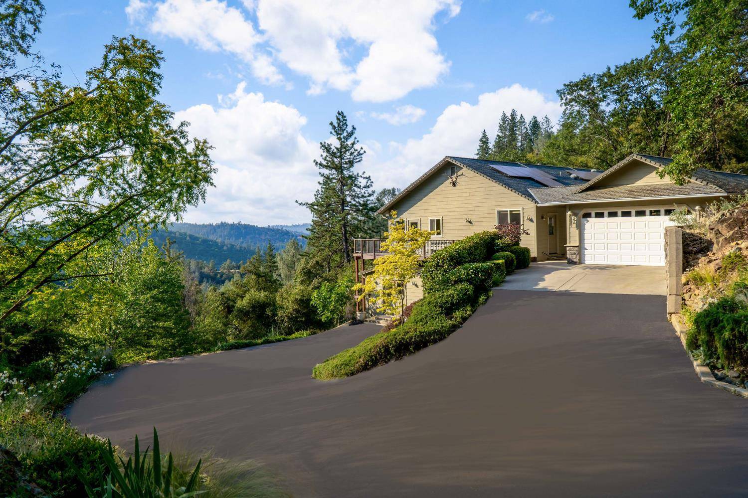 Grass Valley, CA 95949,16565 Aileen WAY