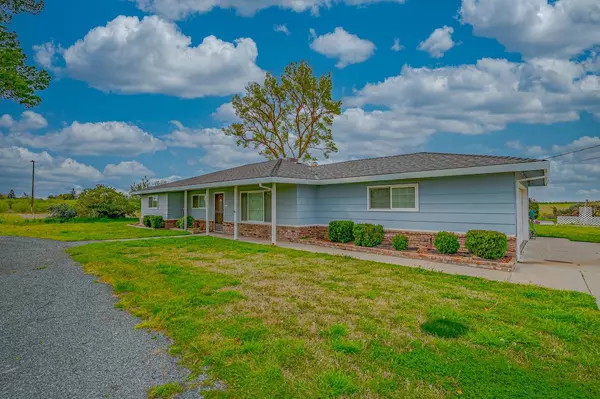 Winton, CA 95388,8170 Fruitland AVE