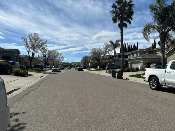 Antioch, CA 94531,1821 Kern Mountain WAY