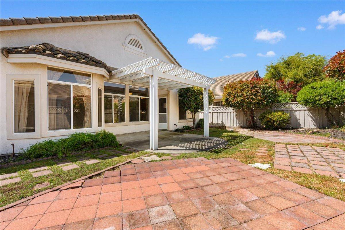 Roseville, CA 95747,7677 Timberrose Way