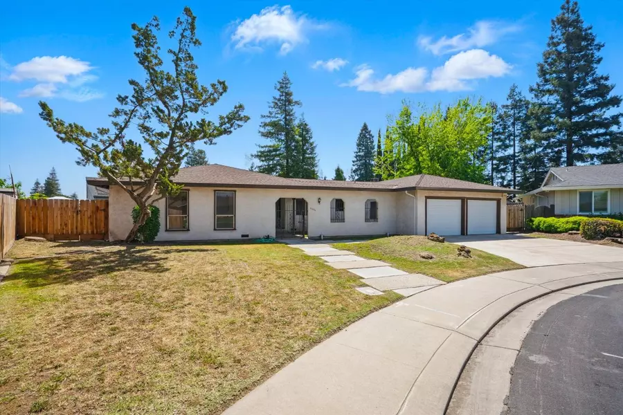 6606 Candlewood CIR, Riverbank, CA 95367