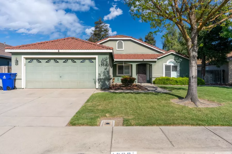 1300 Fairway DR, Atwater, CA 95301