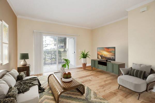 701 Gibson DR #912, Roseville, CA 95678