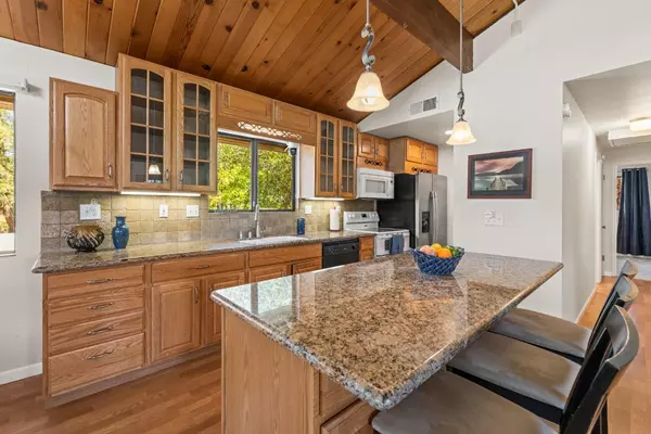 Auburn, CA 95602,12403 Poplar RD