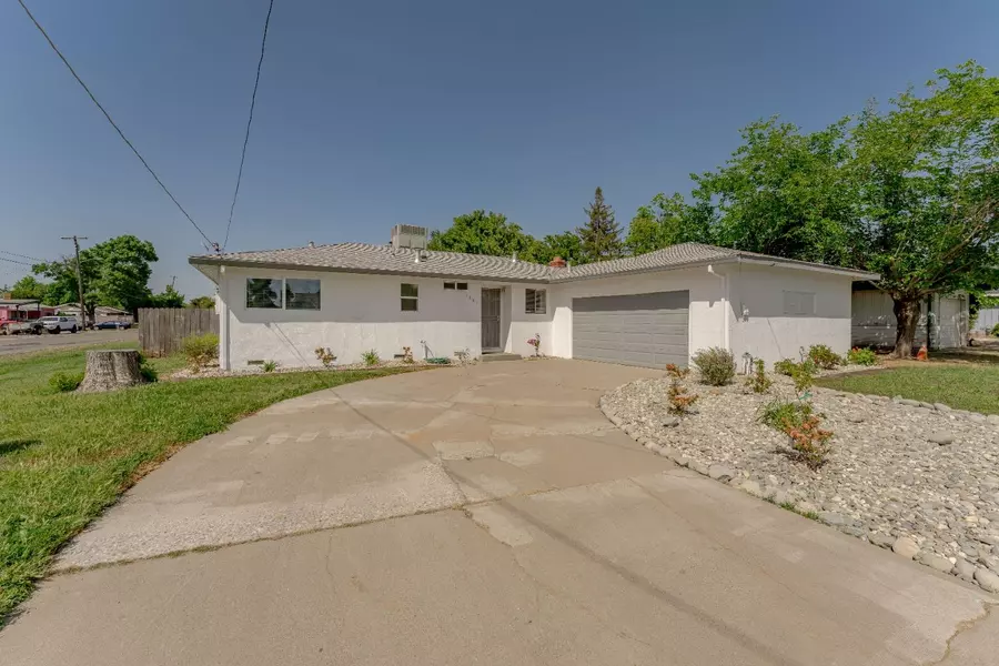 1887 Beverly AVE, Olivehurst, CA 95961