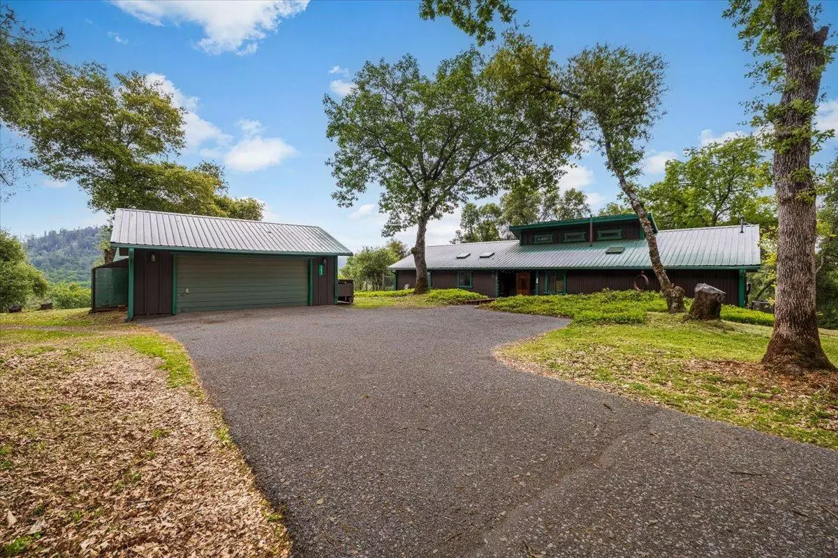 Grass Valley, CA 95949,17817 Wallis DR