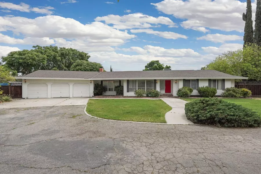 27052 S Macarthur DR, Tracy, CA 95377