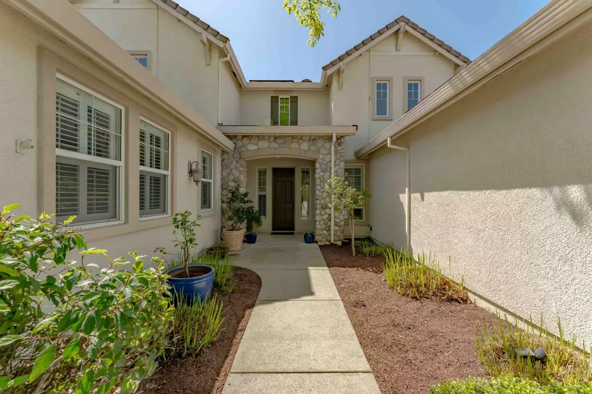Lincoln, CA 95648,1308 Earlham Ln