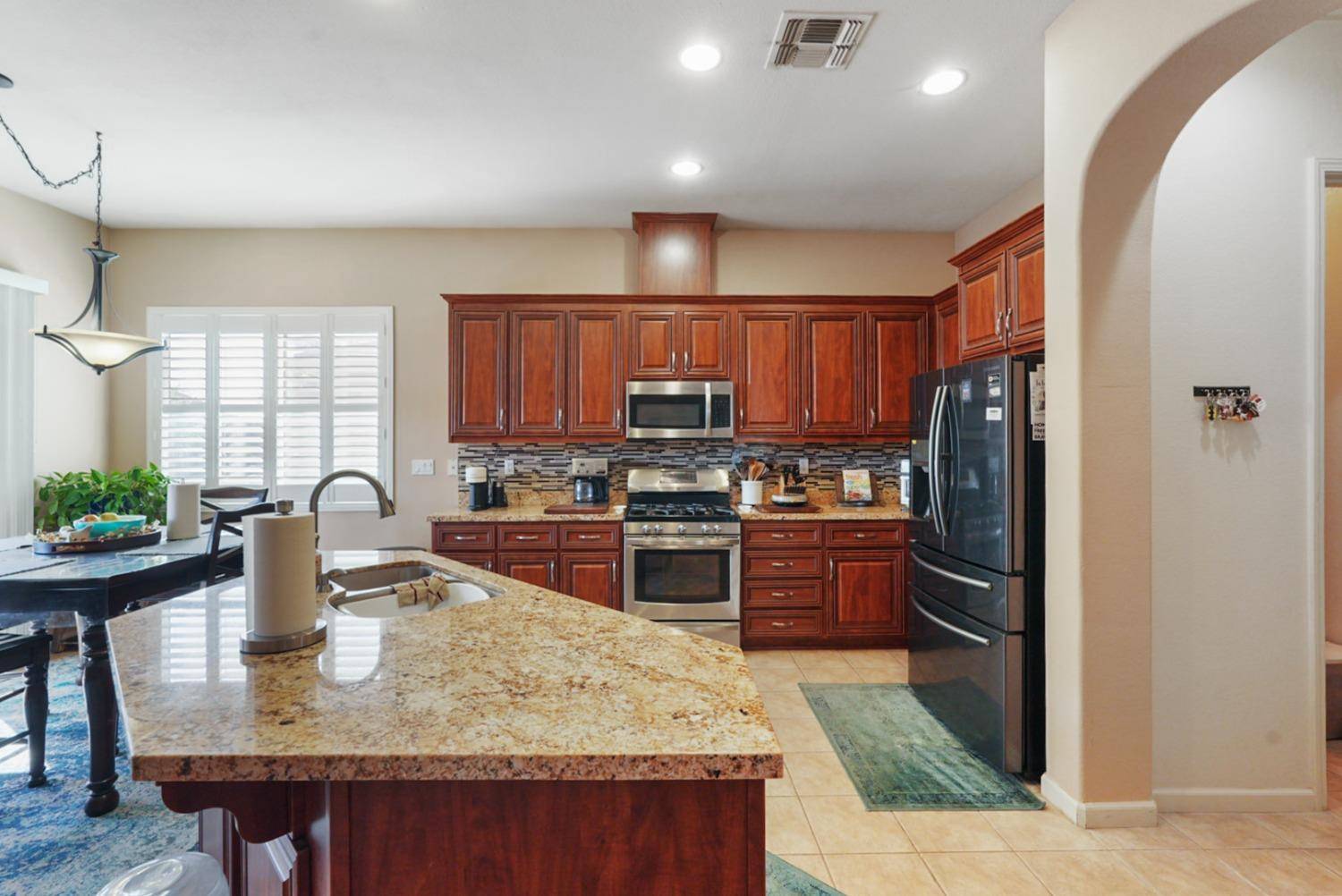 Newman, CA 95360,228 Northampton WAY
