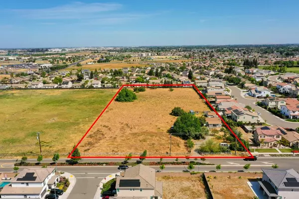 Manteca, CA 95337,1957 W Woodward AVE