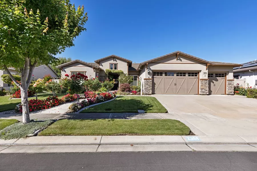 2351 River Berry DR, Manteca, CA 95336