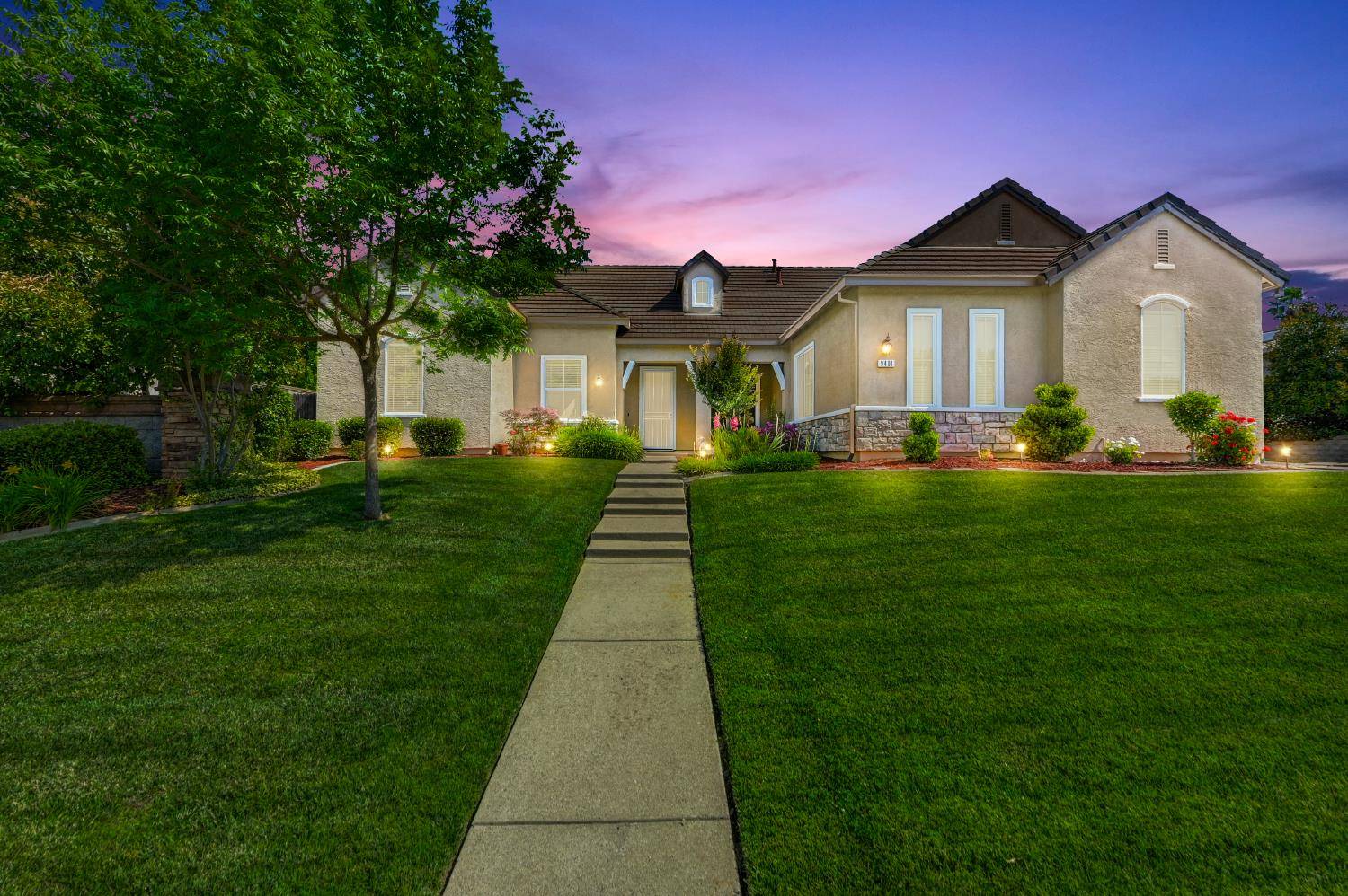 Orangevale, CA 95662,9401 Wiltshire WAY